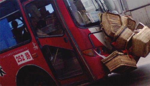 Basket bus